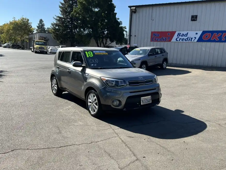 2019 Kia Soul 2.0L + 6 A/T's photo
