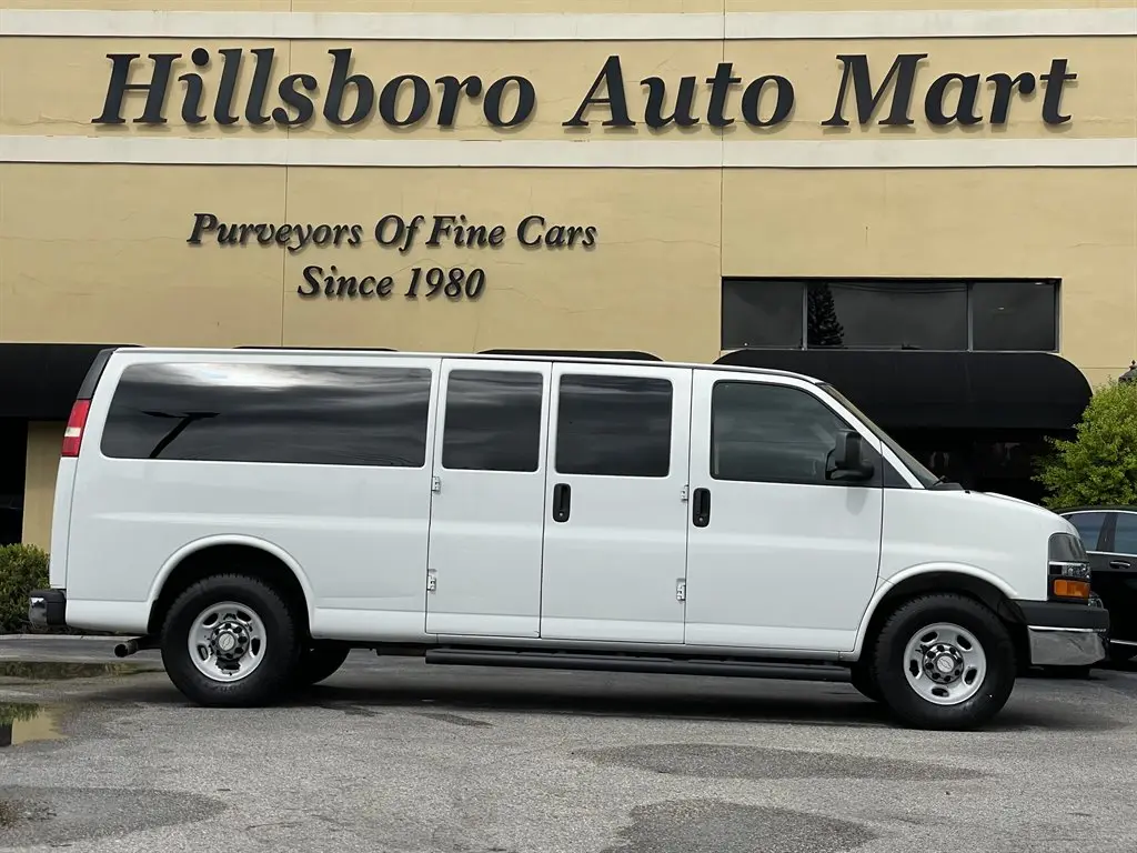 2012 Chevrolet Express 3500 LS Extended photo 4