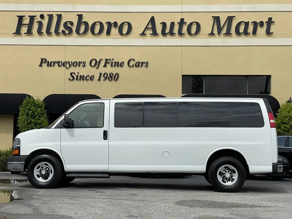 2012 Chevrolet Express 3500 LS Extended photo 3