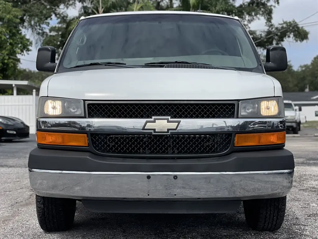 2012 Chevrolet Express 3500 LS Extended photo 5