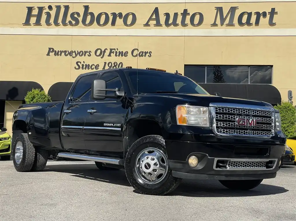 2012 GMC Sierra 4WD Crew Cab Standard Box SRW's photo