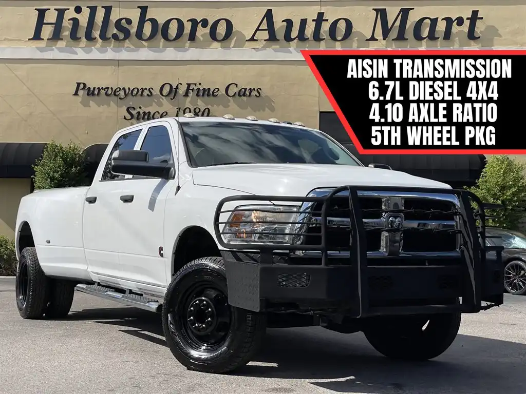2018 RAM 3500 Tradesman 4X4 Crew Cab LWB's photo