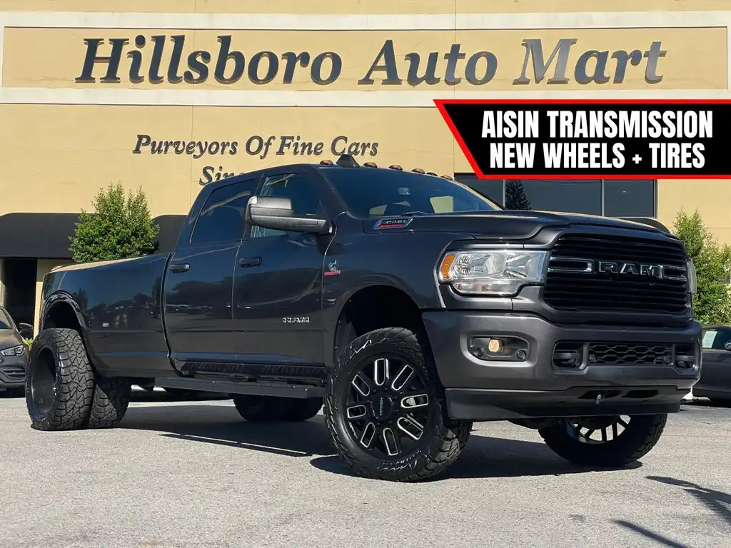 2021 RAM 3500 Big Horn 4X4 Crew Cab LWB's photo