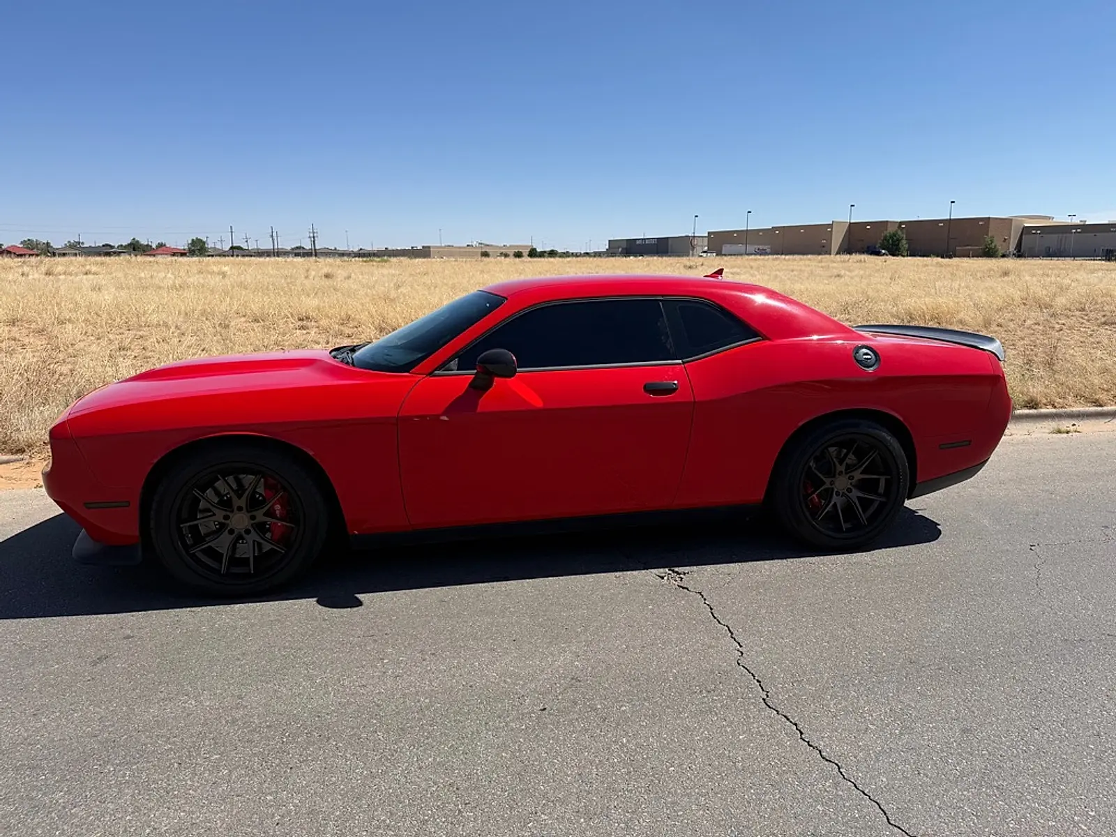 2016 Dodge Challenger SRT 392 photo 3