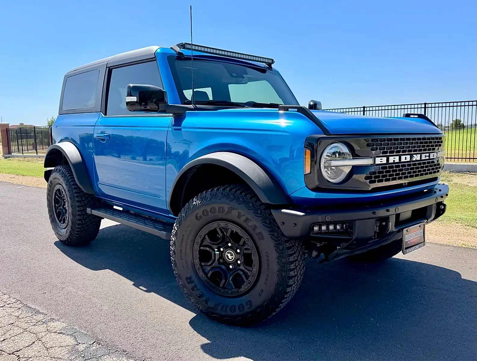 2021 Ford Bronco Wildtrak 4WD Advanced photo 1