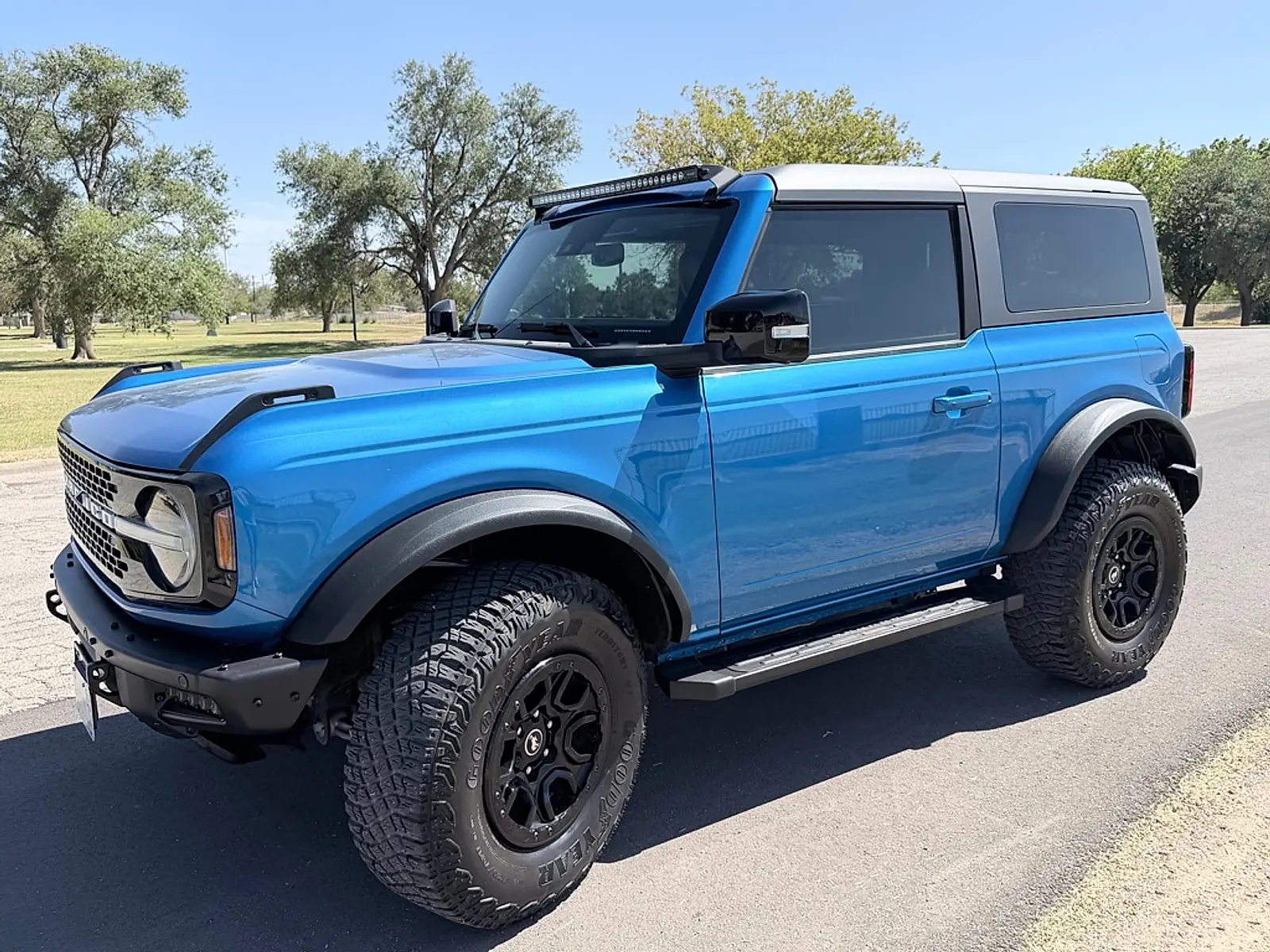 2021 Ford Bronco Wildtrak 4WD Advanced photo 5