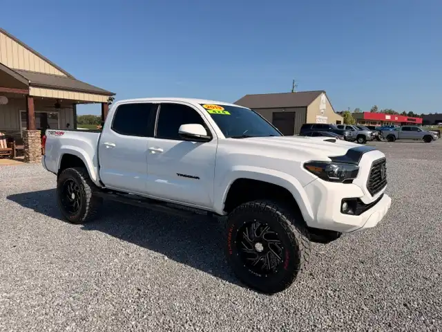 2019 Toyota Tacoma TRD Sport Double Cab 4WD V6 Auto SB's photo