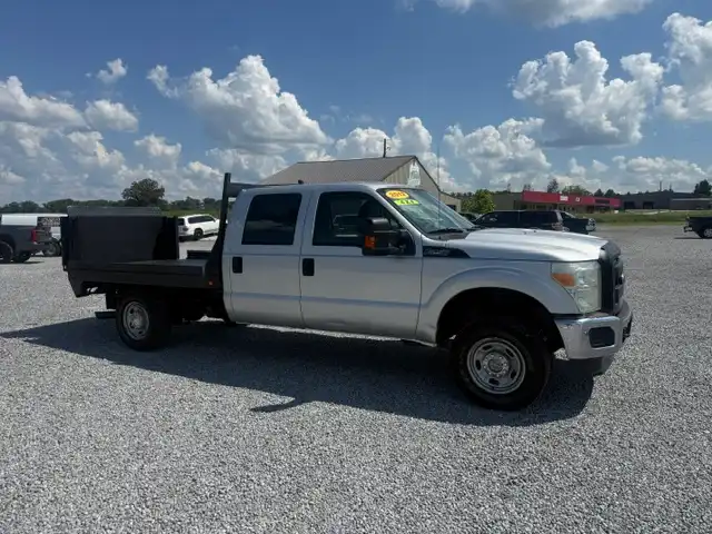 2012 Ford F-250 XL 4WD Crew Cab 172 in's photo