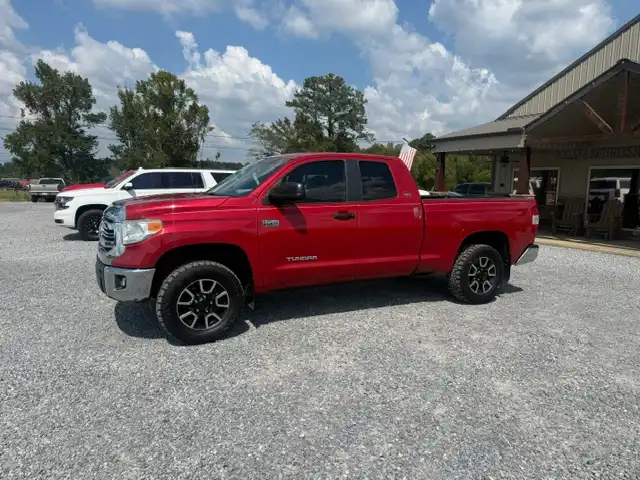 2016 Toyota Tundra SR5 5.7L 4WD FFV Double Cab Standard Bed's photo
