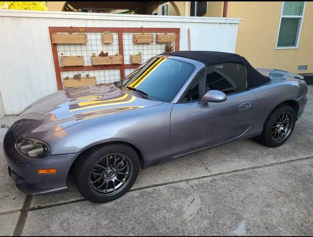 2004 Mazda MX-5 Miata Mazdaspeed Cloth's photo