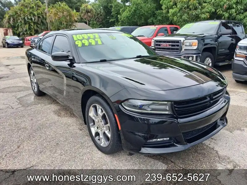 2016 Dodge Charger SXT AWD's photo
