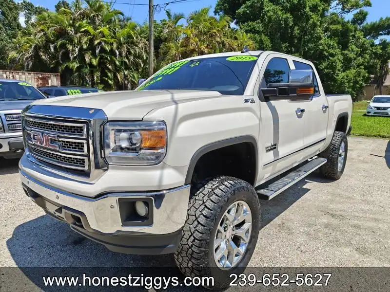2015 GMC Sierra SLT 4WD Crew Cab SWB's photo