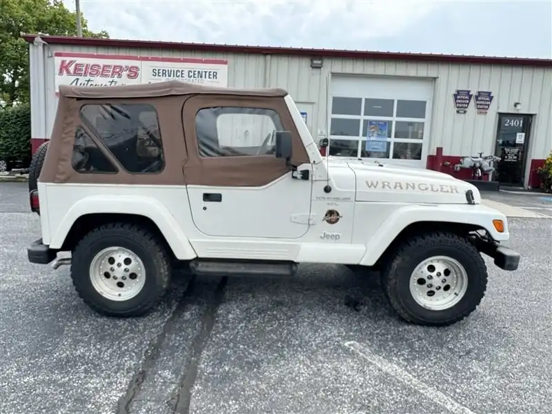 1998 Jeep Wrangler SE's photo