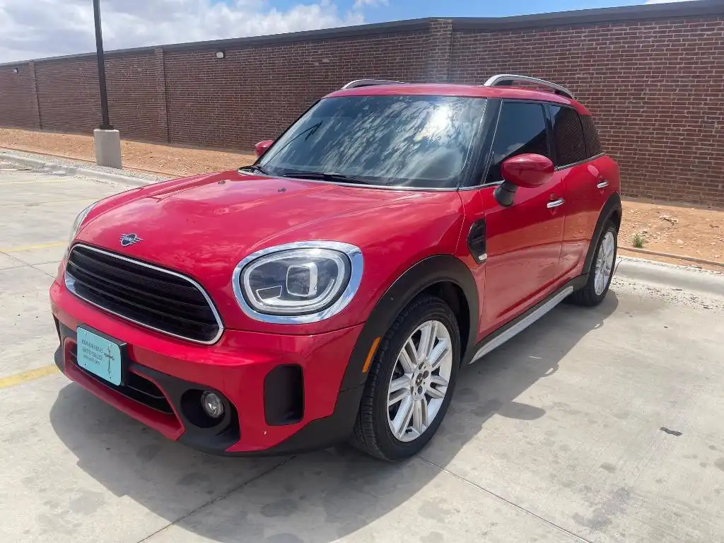 2022 MINI Countryman Cooper's photo
