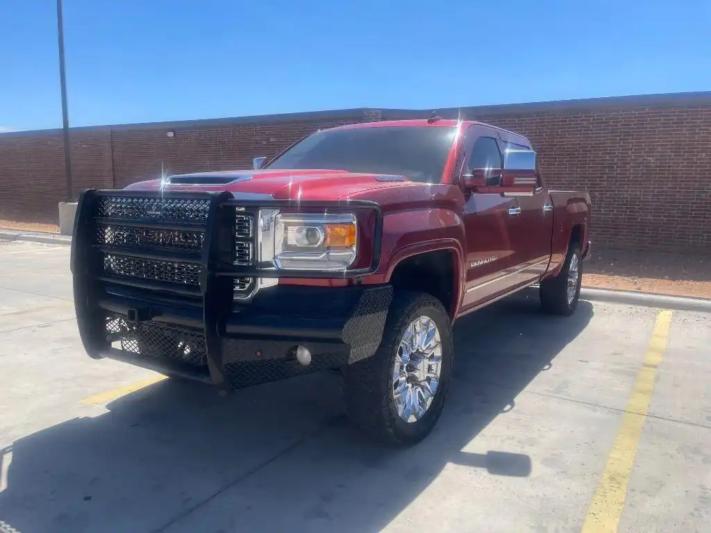 2019 GMC Sierra 4WD Crew Cab Standard Box Denali's photo