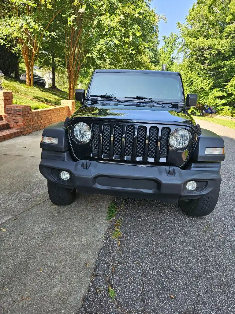 2019 Jeep Wrangler Sport S's photo
