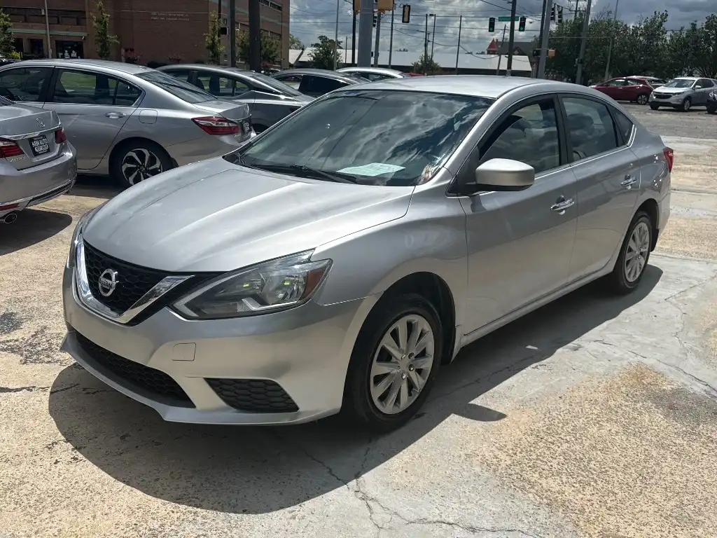2017 Nissan Sentra SV CVT's photo