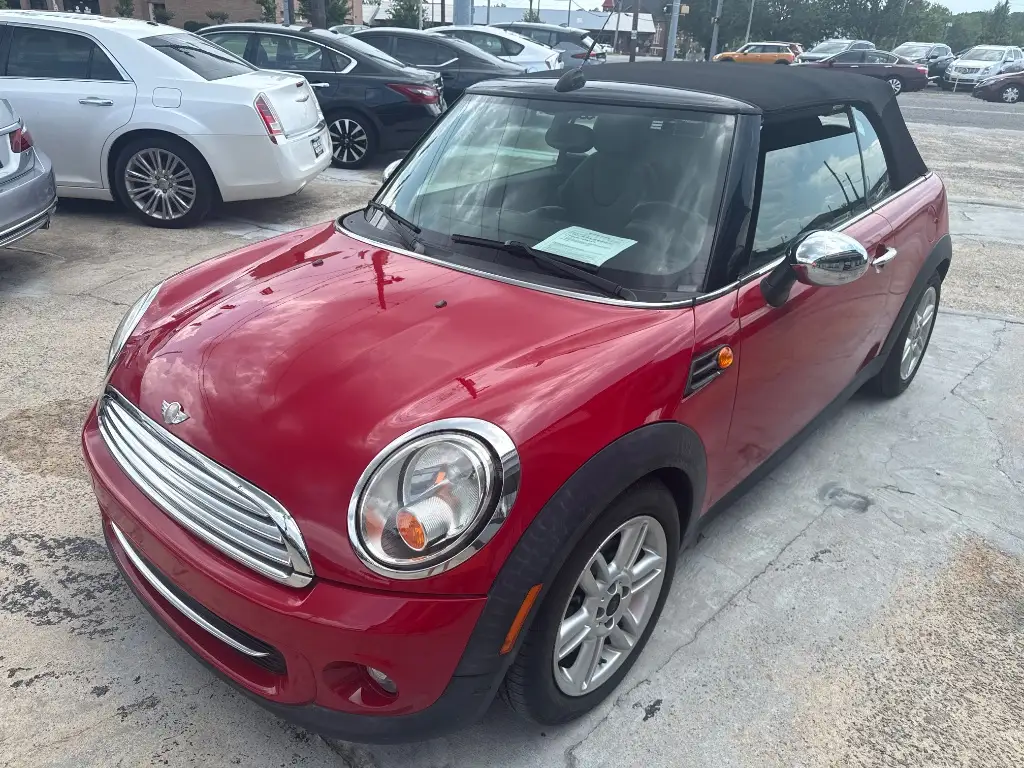 2011 MINI Cooper Base photo 1