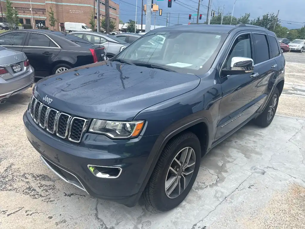 2020 Jeep Grand Cherokee Limited's photo