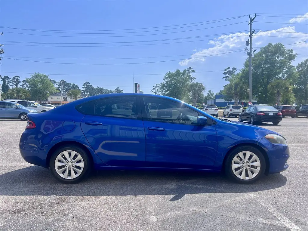 2014 Dodge Dart 2.4 SXT photo 5