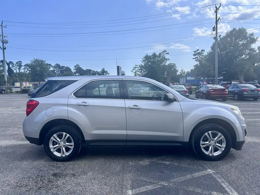 2013 Chevrolet Equinox LS photo 5