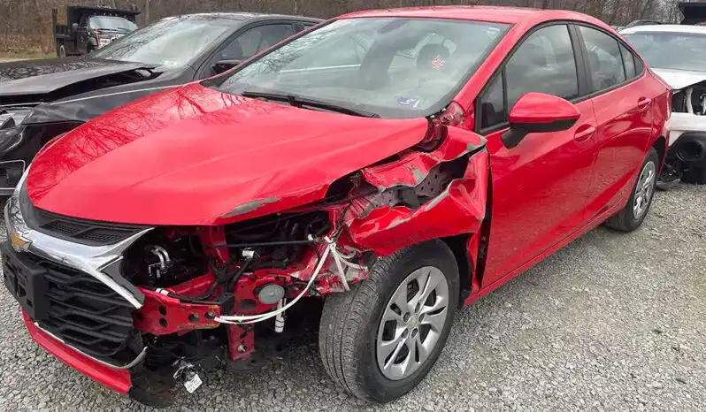 2019 Chevrolet Cruze LS Auto's photo