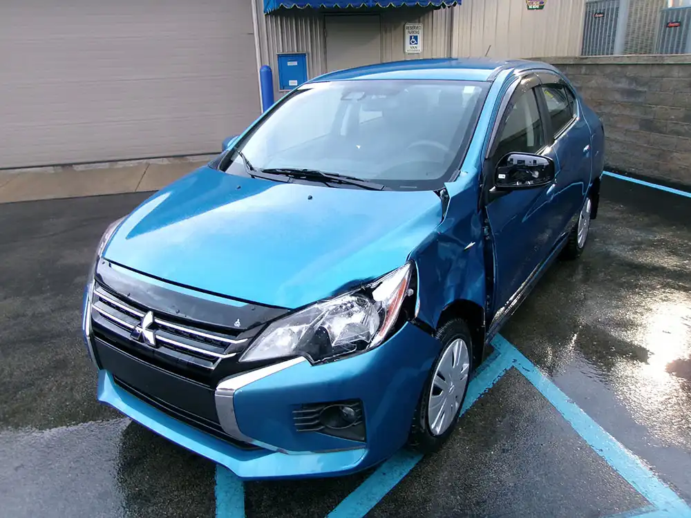 2024 Mitsubishi Mirage ES CVT's photo