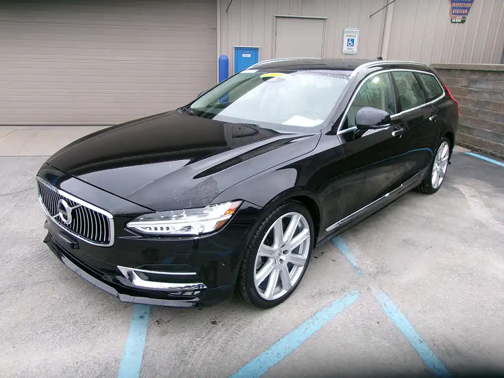 2020 Volvo V90 T6 Inscription AWD's photo