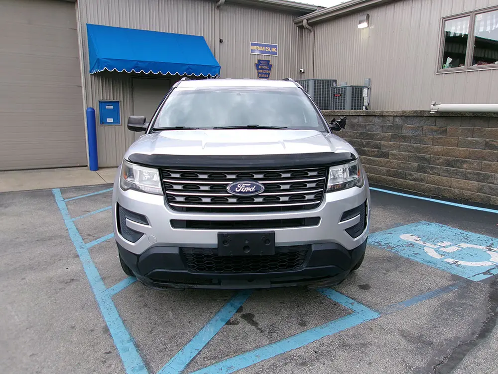 Vehicle Image 2