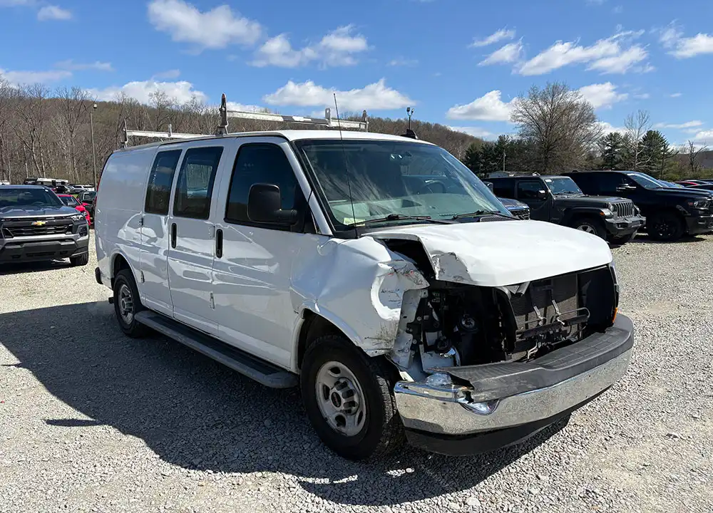 2020 GMC Savana 2500's photo