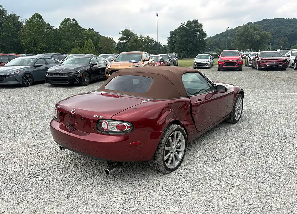2006 Mazda MX-5 Miata Grand Touring's photo