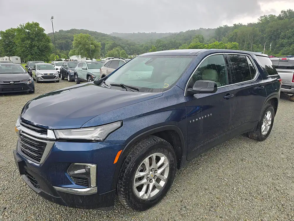 2022 Chevrolet Traverse AWD LS's photo