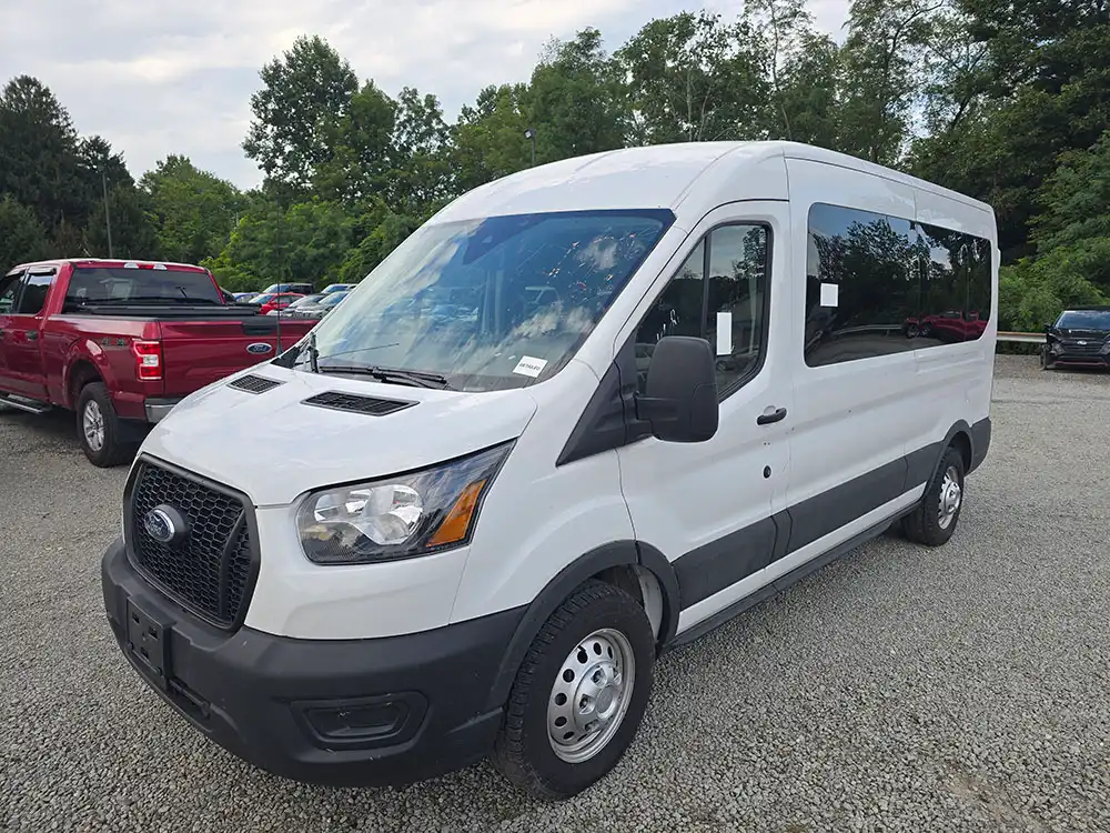 2025 Ford Transit 350 XL Med Roof Sliding Pass. 148 AWD's photo