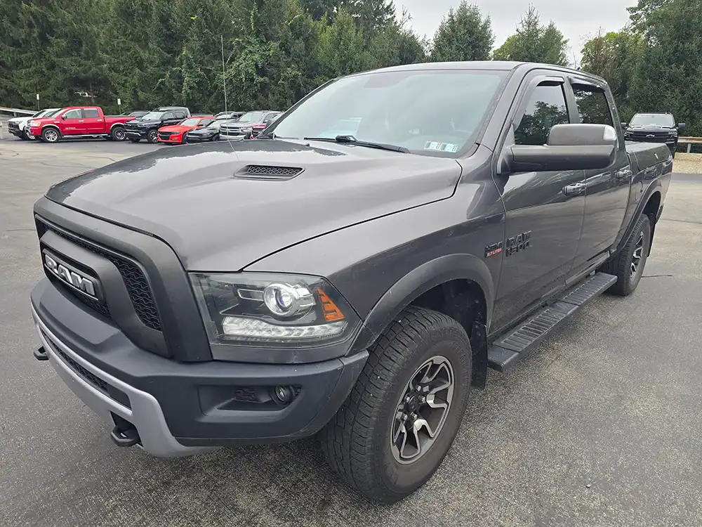 2017 RAM 1500 Rebel 4WD Crew Cab 5'7's photo
