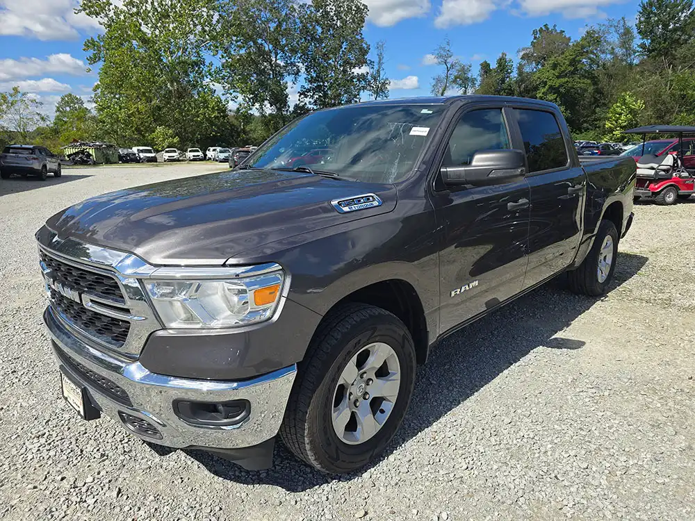 2023 RAM 1500 Big Horn/Lone Star 4WD Crew Cab 5'7's photo