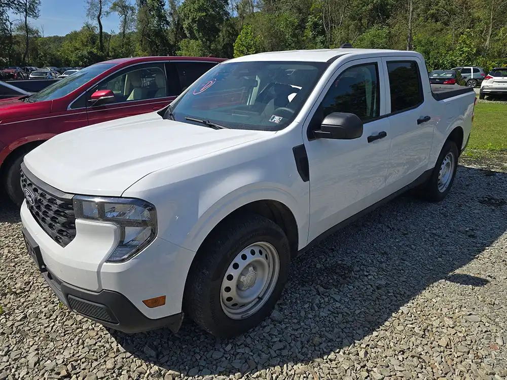 2025 Ford Maverick XL AWD's photo