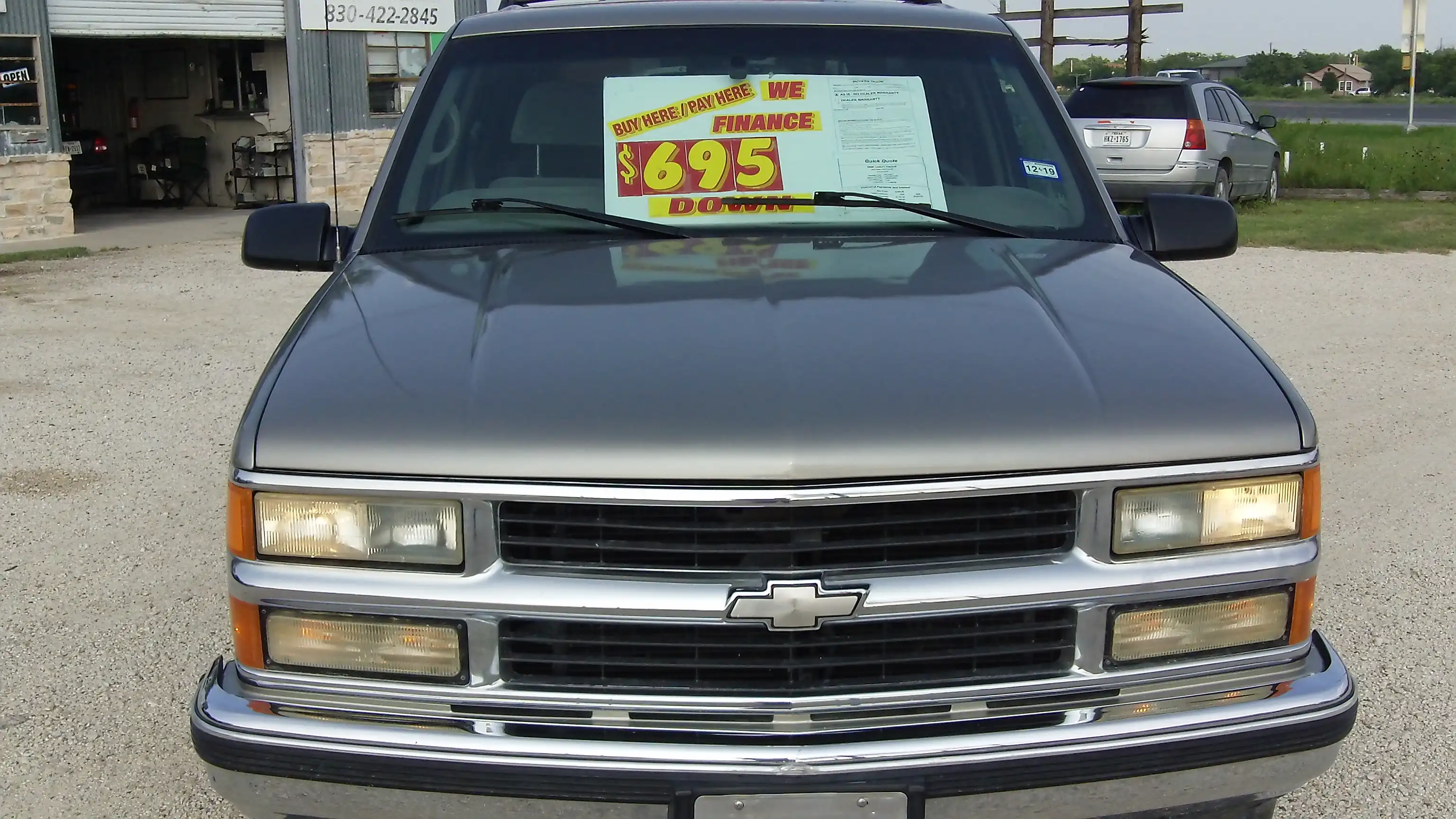 1999 Chevrolet Tahoe LS's photo