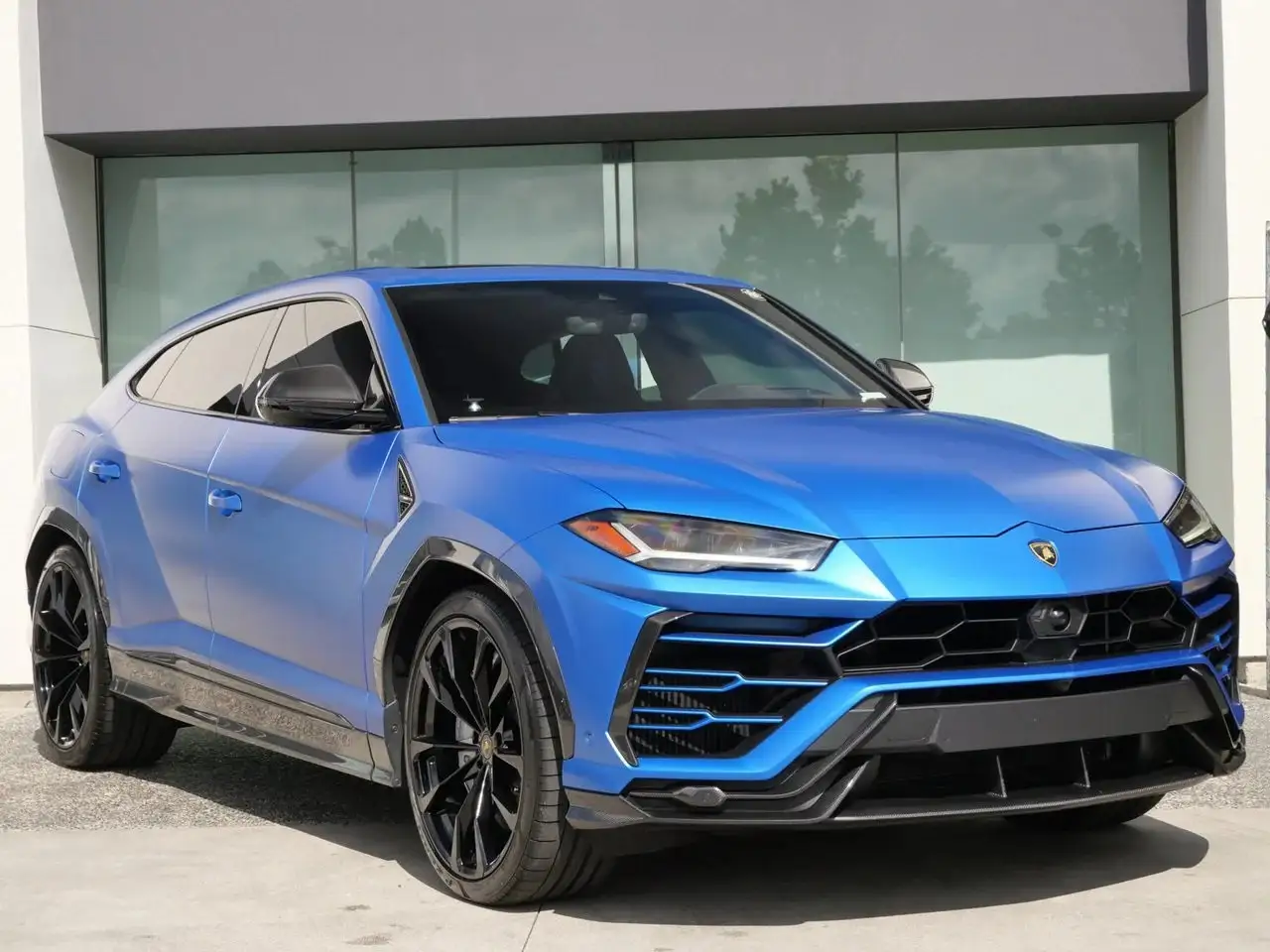 2021 Lamborghini Urus undefined photo 1