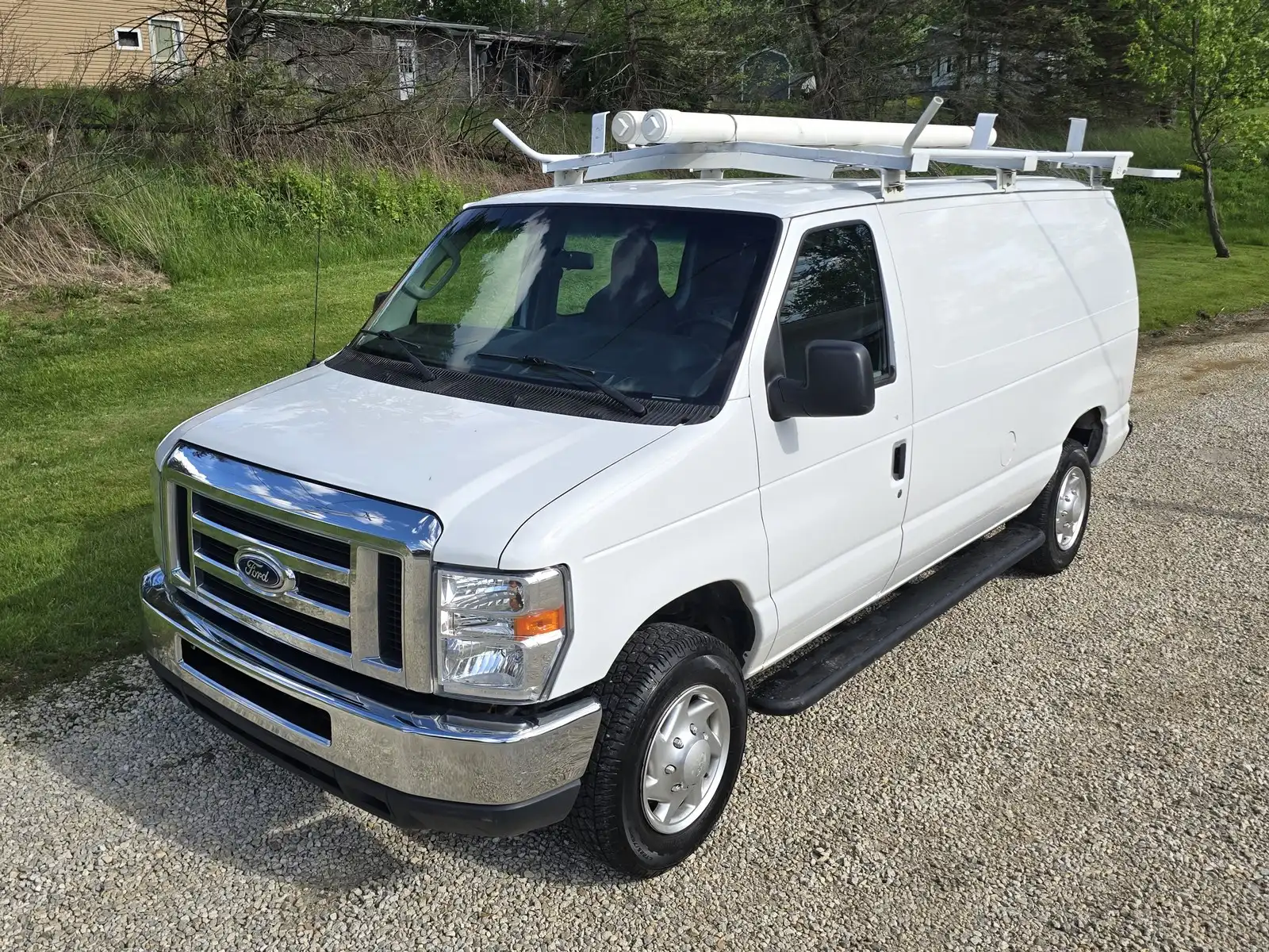 2014 Ford E-Series E-250 Van's photo