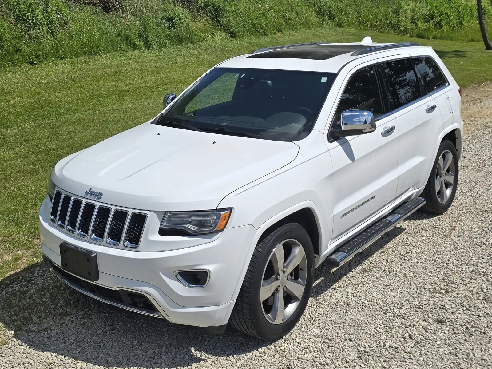 2015 Jeep Grand Cherokee Overland 4WD's photo