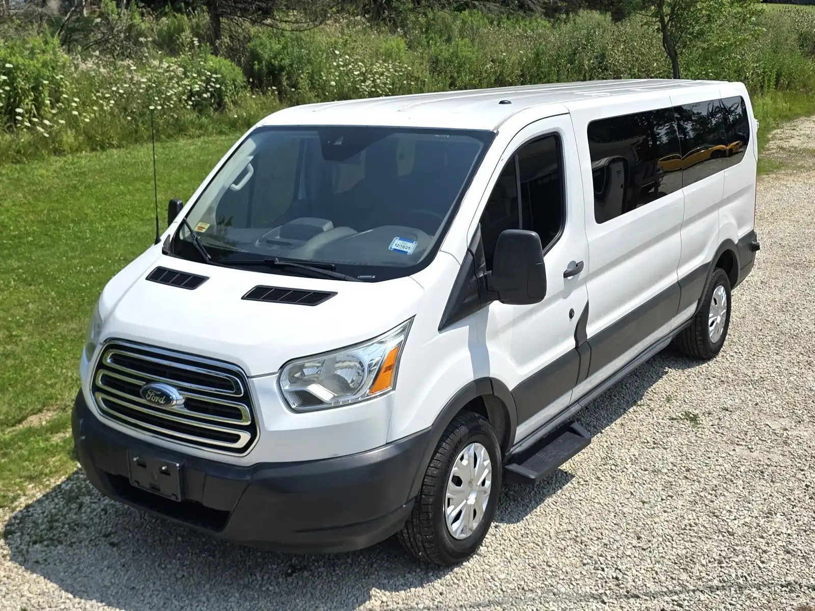 2015 Ford Transit 350 XL Wagon Low Roof 60/40 Pass. 148 WB's photo
