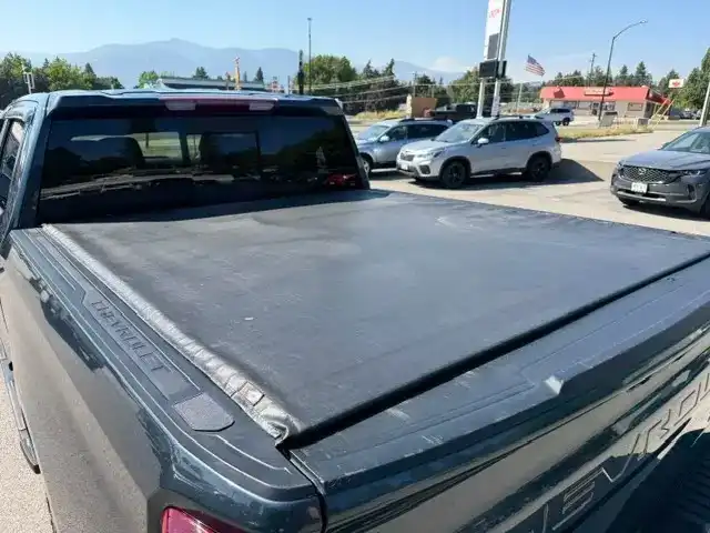 2020 Chevrolet Silverado 1500 RST 4WD Crew Cab Short Box's photo