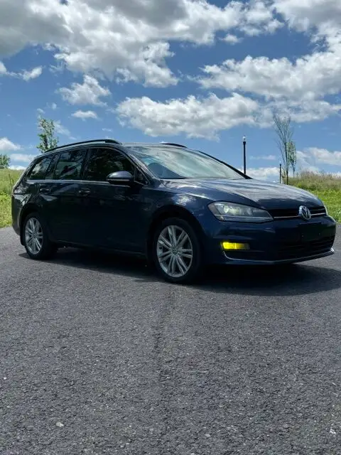 2015 Volkswagen Golf SportWagen TDI SE DSG's photo
