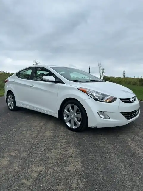 2013 Hyundai Elantra 1.8 Limited A T's photo