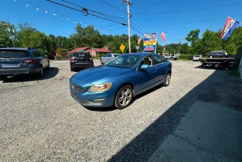 2014 Volvo S60 T5 FWD Auto's photo