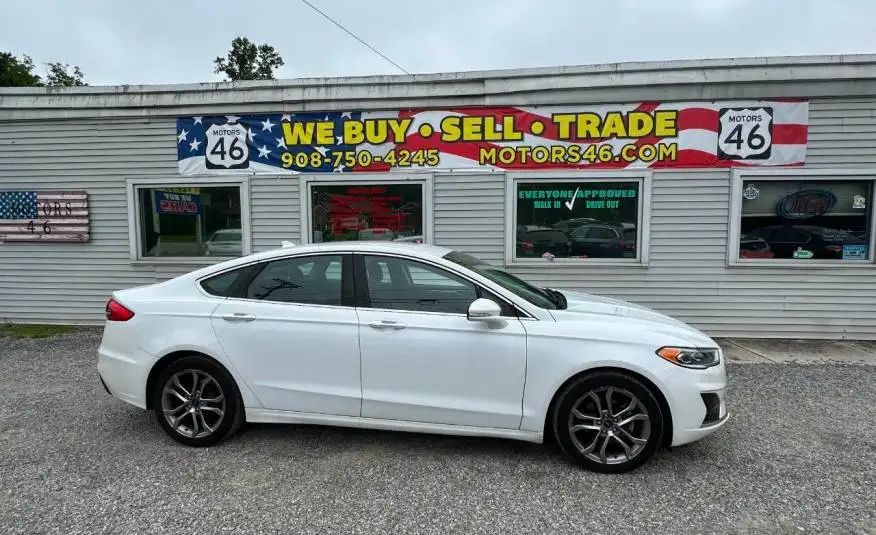 2019 Ford Fusion SEL FWD's photo