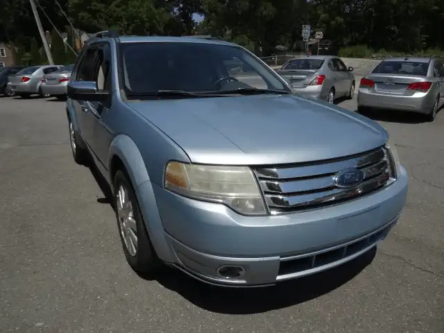 2009 Ford Freestyle Limited AWD's photo