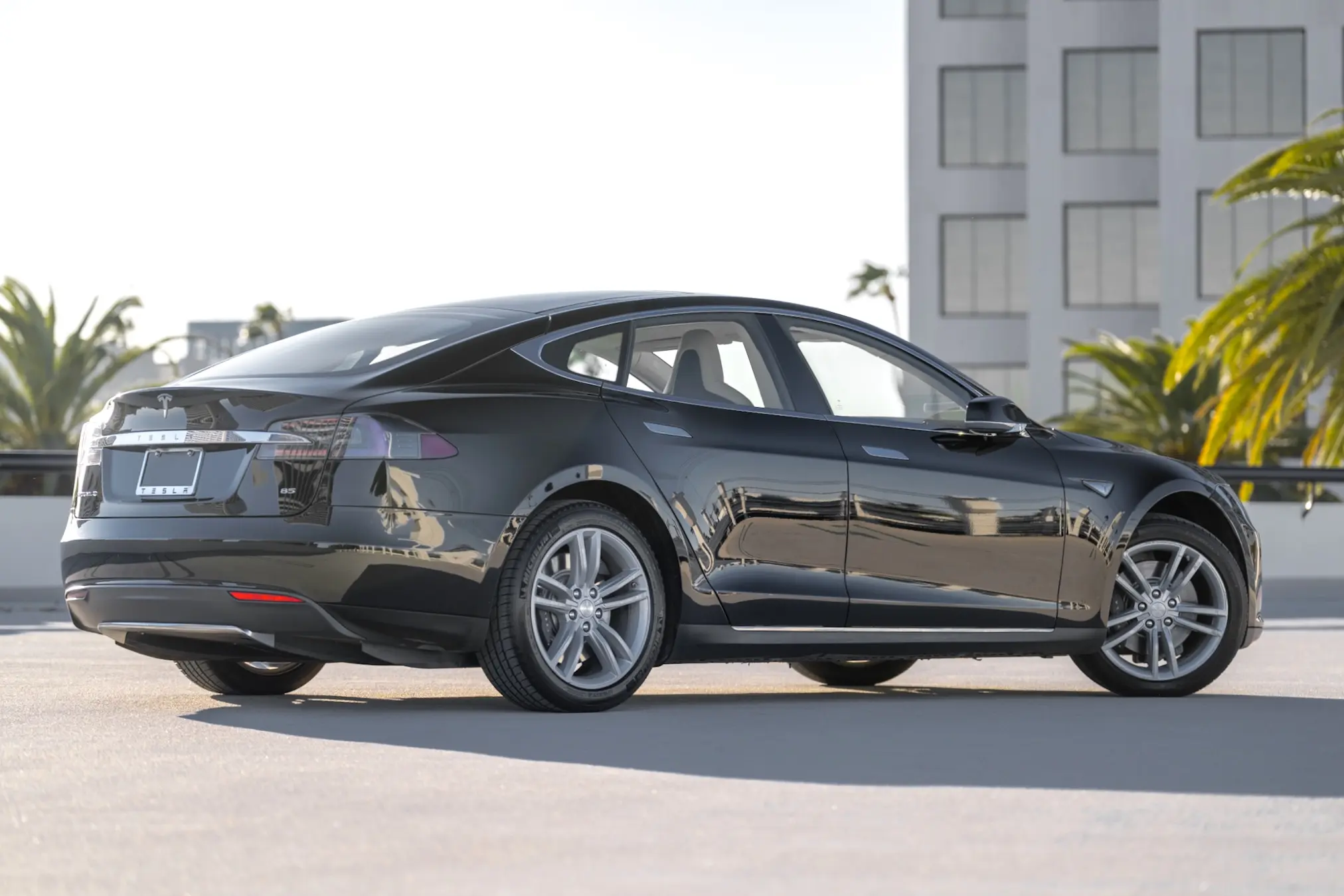 2014 Tesla Model S 85 photo 3