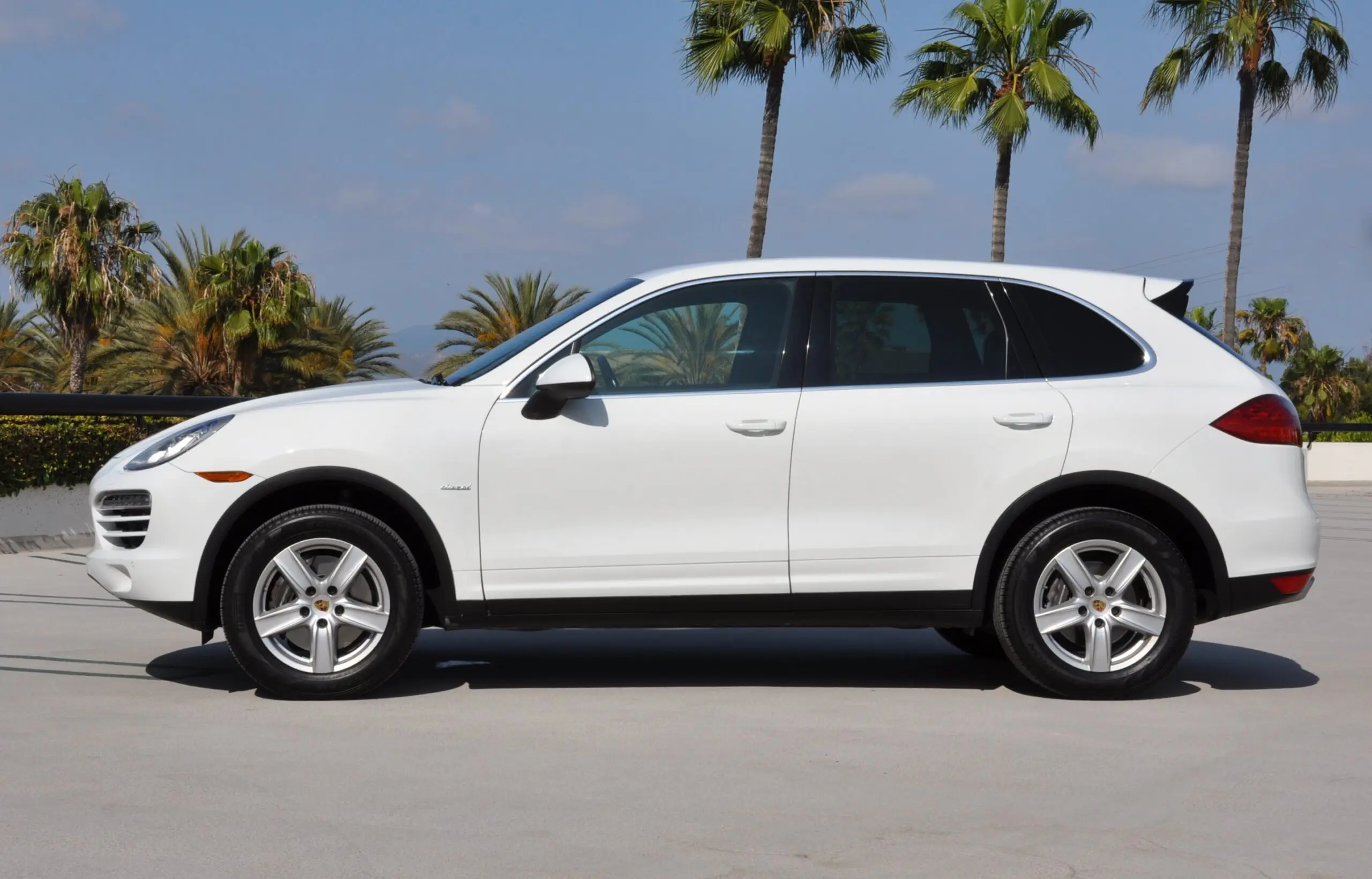 2014 Porsche Cayenne Diesel photo 3