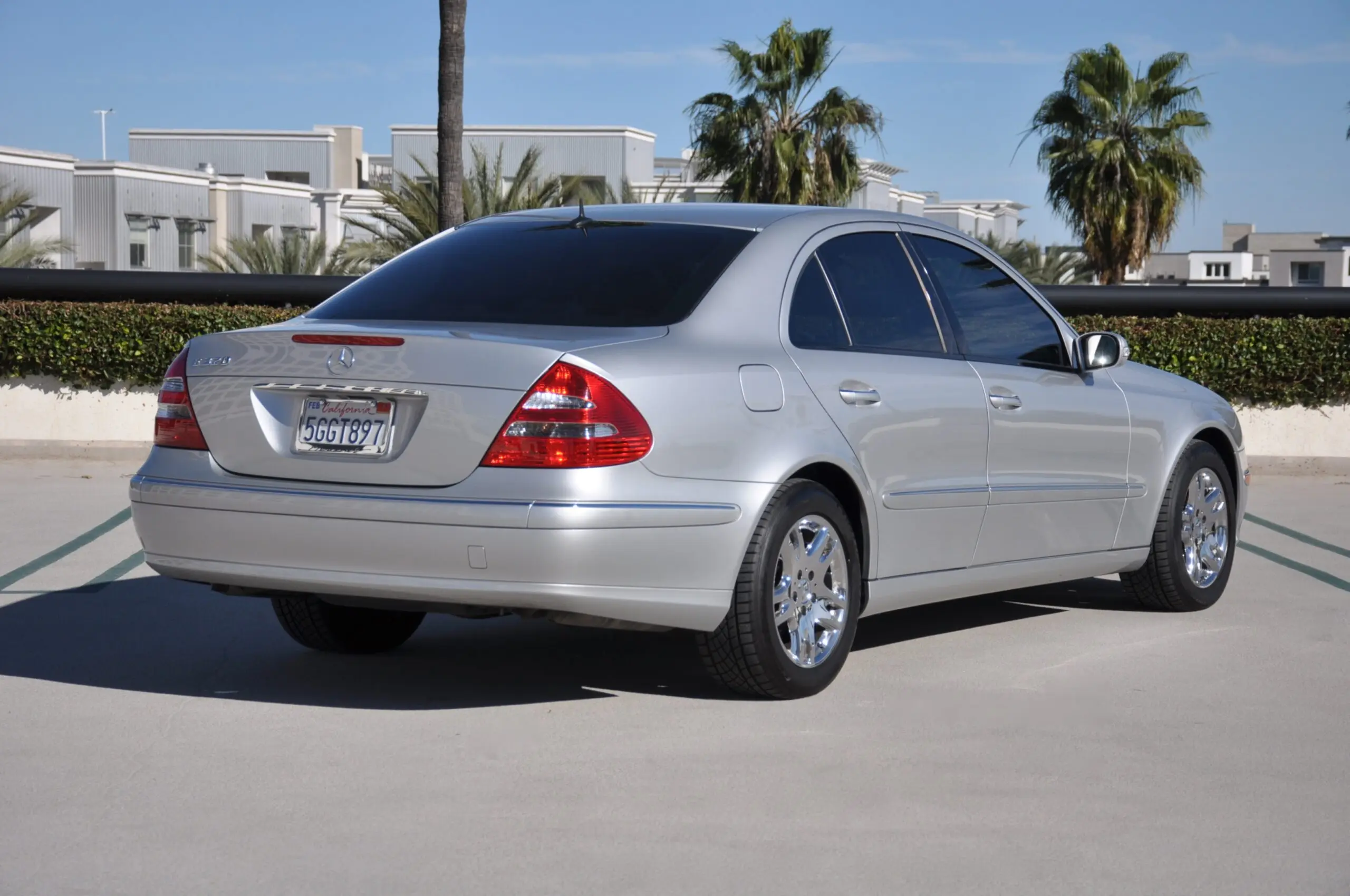 2004 Mercedes-Benz E-Class E320 photo 4